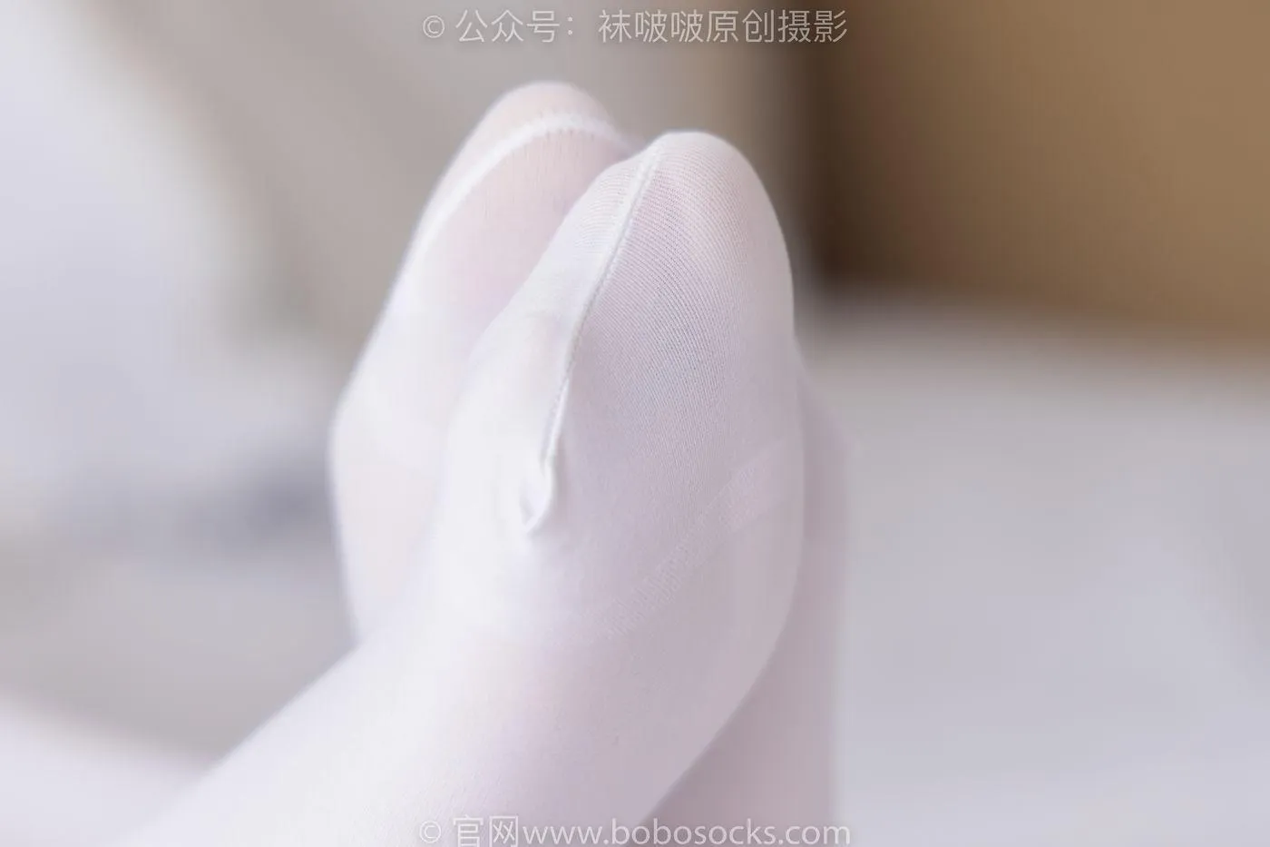 [BoBoSocks袜啵啵]NO.195 小甜豆-黑皮鞋、厚白丝、女仆装 [135P]插图6